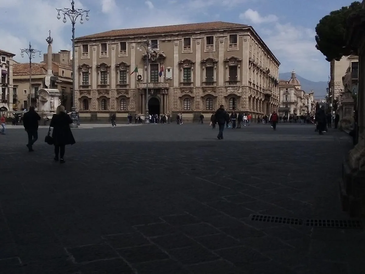 Appartamento Mazzini House Aeroporto di Catania Fontana Rossa