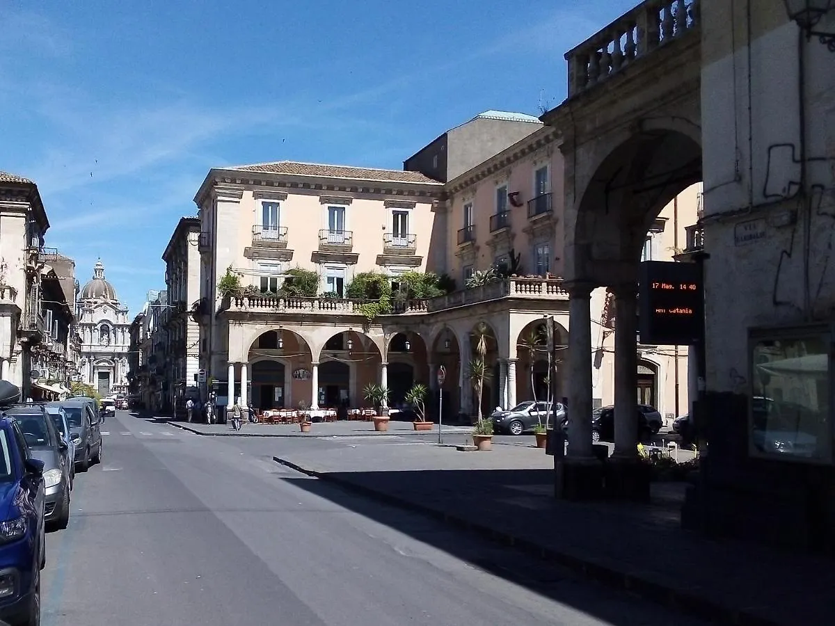 Appartamento Mazzini House Aeroporto di Catania Fontana Rossa Italia